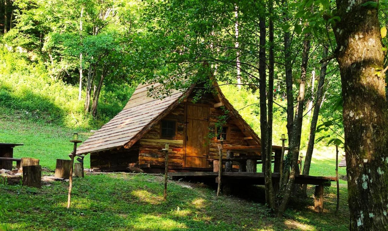 Hotel Kolibe - Robinson Camp Kupa Netretic Exterior foto